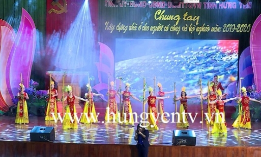 Tổng duyệt chương trình truyền hình trực tiếp Chung tay xây dựng nhà ở cho người có công và hộ nghèo