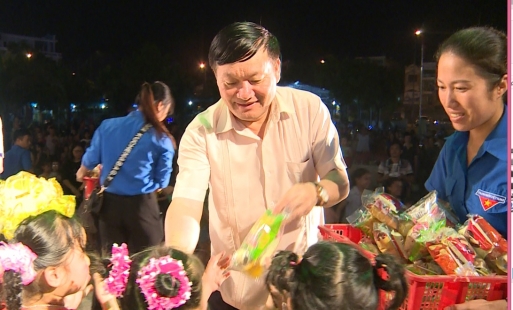 Trung thu đầm ấm cho trẻ em Hưng Yên