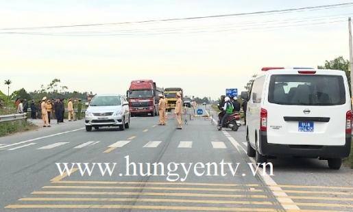 Thêm 1 vụ ô tô gây tai nạn chết rồi người bỏ trốn trên đường nối 2 cao tốc