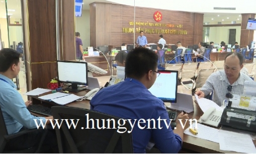 Trung tâm Phục vụ Hành chính công tỉnh Hưng Yên tiếp nhận trên 5.000 hồ sơ