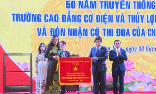 Trường Cao đẳng Cơ điện và Thủy lợi kỷ niệm 50 năm ngày truyền thống