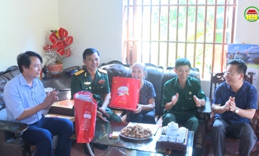 Doanh nhân với việc đóng góp cho công tác an sinh xã hội.