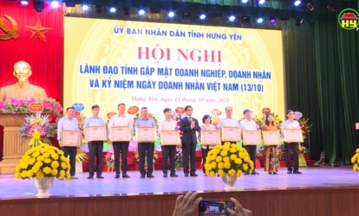 Hội nghị lãnh đạo tỉnh gặp mặt doanh nghiệp, doanh nhân và kỷ niệm ngày doanh nhân Việt Nam 13/10