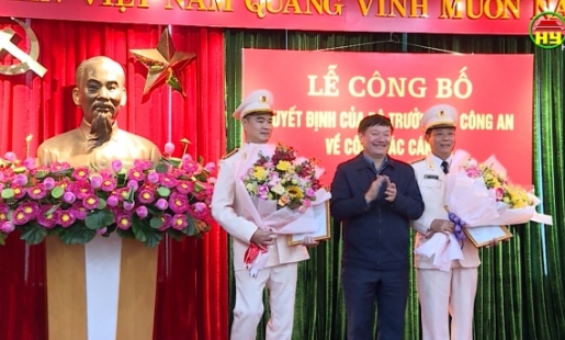 Trao Quyết định bổ nhiệm 2 Phó Giám đốc Công an tỉnh Hưng Yên 