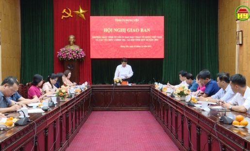Thường trực Tỉnh ủy giao ban với MTTQ  và các tổ chức chính trị xã hội
