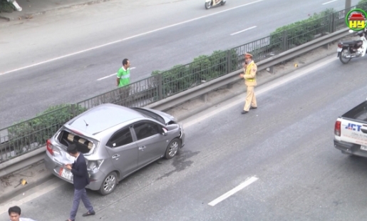 4 xe ô tô tông nhau liên hoàn trên Quốc lộ 5