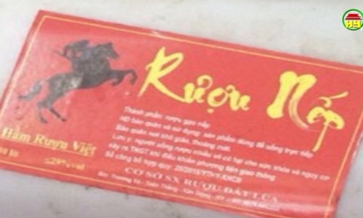 Đề nghị tạm dừng lưu thông và thu hồi ngay 2 sản phẩm Rượu nếp và Hầm Rượu Việt của cở sở rượu Đất Lúa