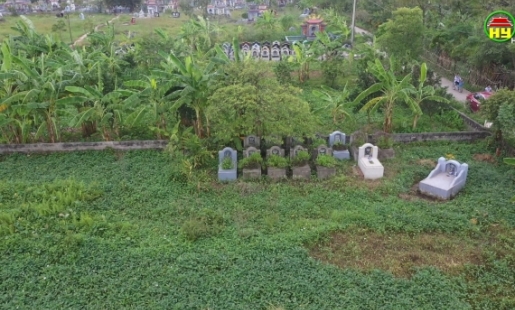 Xung quanh việc trưởng thôn thu tiền xây mộ