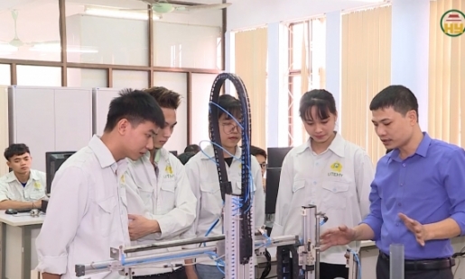 Xây dựng nền giáo dục quốc dân 