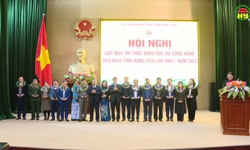 Gặp mặt trí thức khoa học và công nghệ tiêu biểu