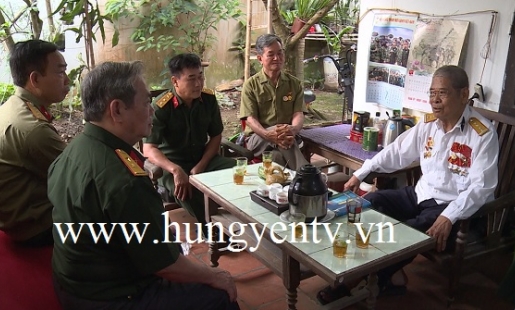 Gặp gỡ chiến sĩ đoàn tàu không số và kỷ niệm 3 lần được gặp Bác Hồ