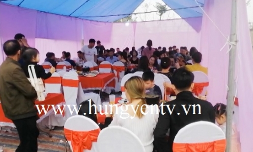 Nhiều đám cưới vẫn tổ chức linh đình trong mùa dịch Covid - 19