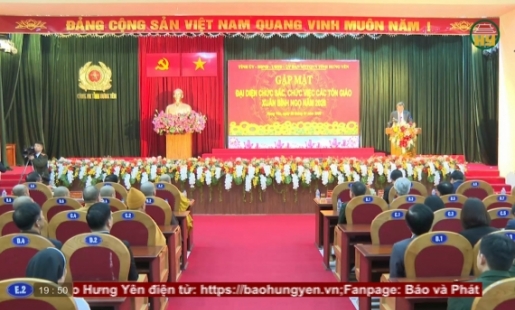 Gặp mặt đại diện chức sắc, chức việc các tôn giáo nhân dịp năm mới 2026