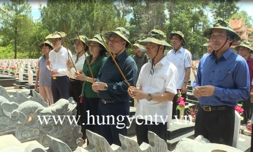 Đoàn cán bộ tỉnh thăm, viếng các di tích cách mạng tại Thừa Thiên Huế, Quảng Bình, Hà Tĩnh, Nghệ An