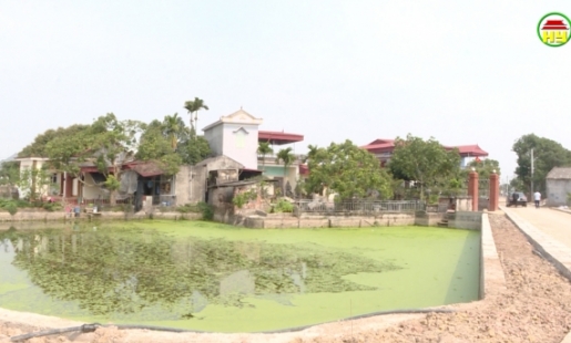 Hiến đất mở rộng đường
