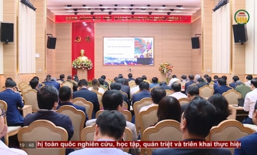 Quán triệt các nghị quyết của Bộ Chính trị