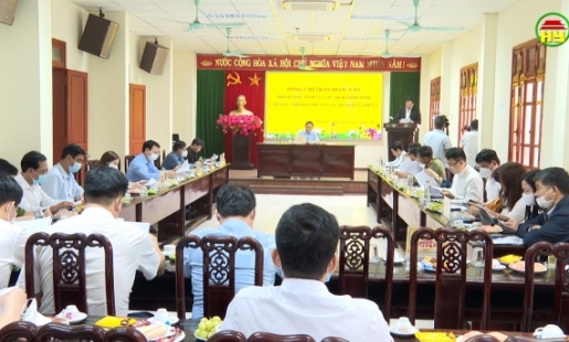 Chủ tịch UBND tỉnh làm việc với Ban thường vụ Huyện ủy Phù Cừ