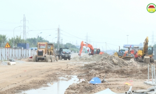 Đẩy nhanh tiến độ giải phóng mặt bằng, thi công dự án đường 379
