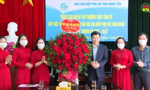 Gặp mặt đại biểu phụ nữ tỉnh dự Đại hội phụ nữ toàn quốc