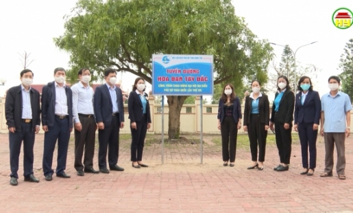 Hưng Yên gắn biển công trình chào mừng thành công Đại hội Phụ nữ toàn quốc lần thứ XIII