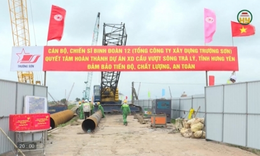 Thi công tuyến đường từ phường Thái Bình kết nối với phường Phố Hiến