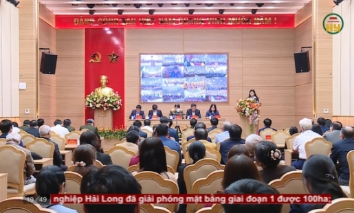 Ứng cử viên đại biểu Quốc hội tiếp xúc cử tri