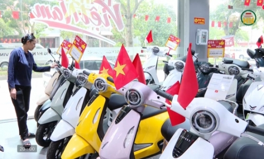 Xe điện đắt hàng, hút khách