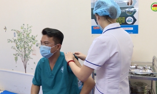  Hưng Yên tiên vắc xin phòng chống Covid-19 đợt 2 được 3000 người