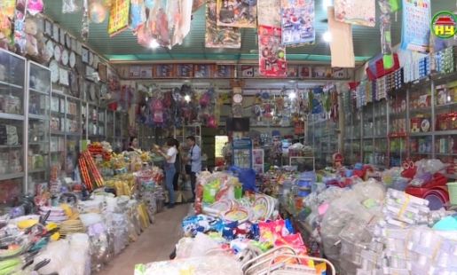 Huyện Khoái Châu: Tràn lan hàng hóa có dấu hiệu nhập lậu và không rõ nguồn gốc xuất xứ trên thị trường