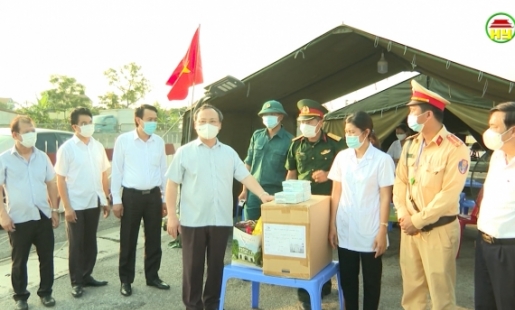 Bí thư Tỉnh ủy kiểm tra công tác bầu cử tại thành phố Hưng Yên