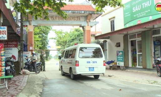 Nhân dân thôn Hoàng Xá ổn định cuộc sống và thực hiện nghiêm việc phong tỏa