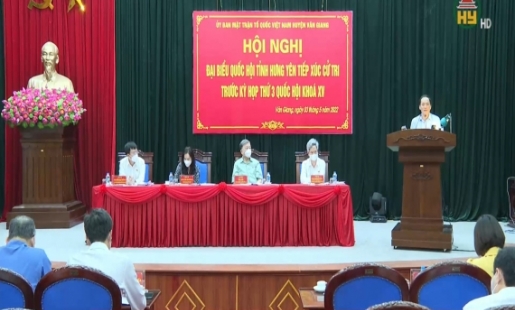 Đại biểu QH tiếp xúc cử tri tại Văn Giang
