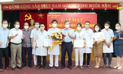 Đoàn cán bộ y tế Hưng Yên chi viện cho Bắc Giang