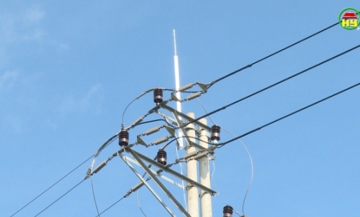 Hưng Yên thí điểm lắp đặt Kim thu sét trên lưới điện trung tại TP Hưng Yên 