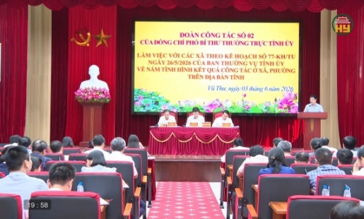 Đoàn công tác của Ban Thường vụ Tỉnh ủy làm việc với các xã