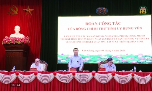 Đoàn công tác số 1 làm việc với các xã 