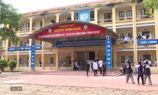 Gần 43.500 thí sinh tỉnh Hưng Yên làm thủ tục thi tốt nghiệp THPT 