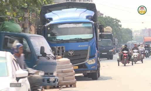 Vi phạm hành lang trên Quốc lộ 5 đoạn qua phường Đường Hào