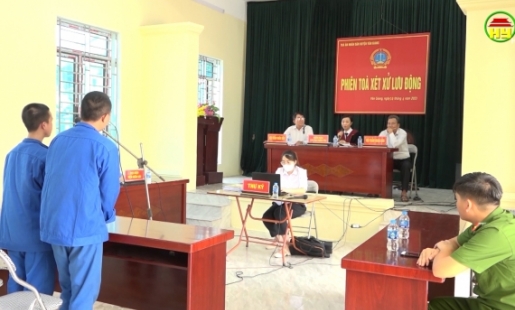 Gần 11 năm tù cho 4 đối tượng mua bán trái phép chất ma tuý