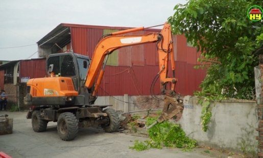 Huyện Khoái Châu giải toả vi phạm trên đất nông nghiệp