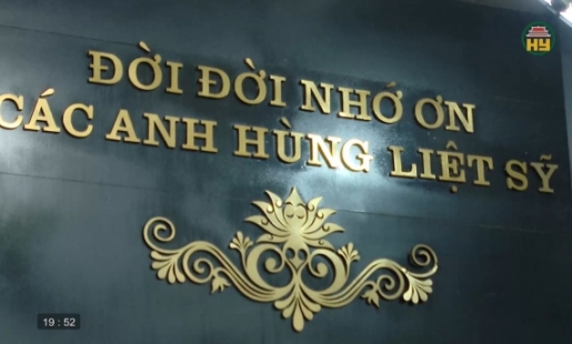 Tưởng niệm các anh hùng liệt sĩ tại tỉnh Điện Biên