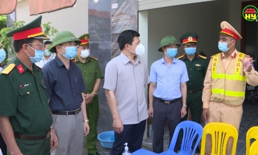 Chủ tịch HĐND  tỉnh  kiểm tra công tác phòng chống dịch Covid -19 tại một số địa phương 