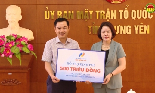 Công ty CP Bảo hiểm Petrolimex ủng hộ Quỹ Vì người nghèo tỉnh Hưng Yên 500 triệu đồng