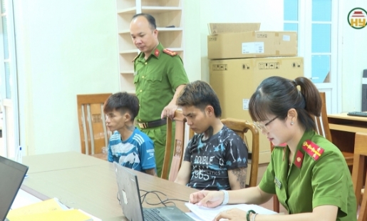 Bắt giữ 2 đối tượng tàng trữ trái phép chất ma túy