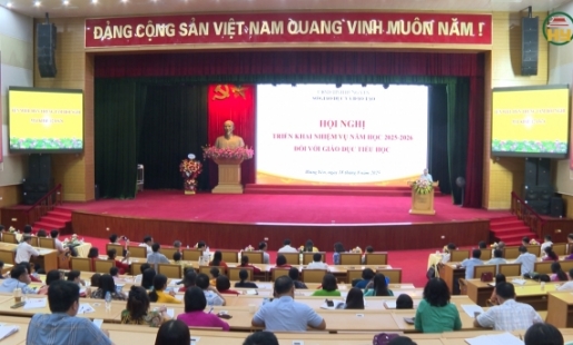 Triển khai nhiệm vụ năm học mới 