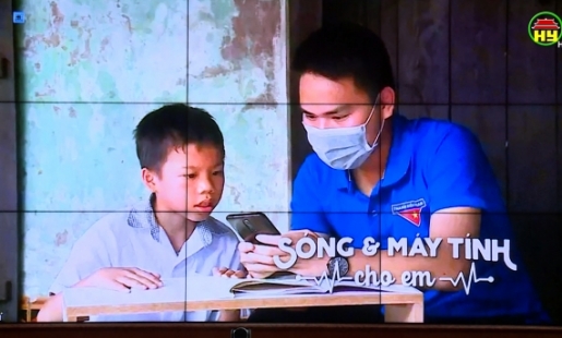 1 triệu máy tính cho học sinh nghèo học trực tuyến