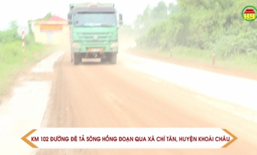 Xe chở vật liệu rơi vãi gây ô nhiễm môi trường