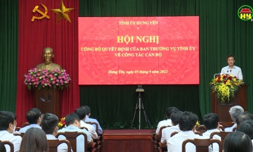 Công bố quyết định của BTV  Tỉnh ủy về công tác cán bộ