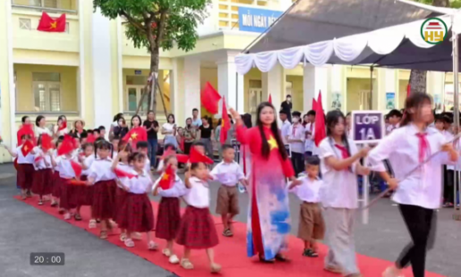 Kiện toàn bộ máy sau sắp xếp trường học