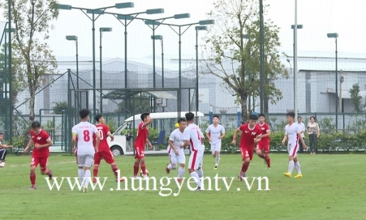 CLB bóng đá Phố Hiến xuất quân mùa giải mới